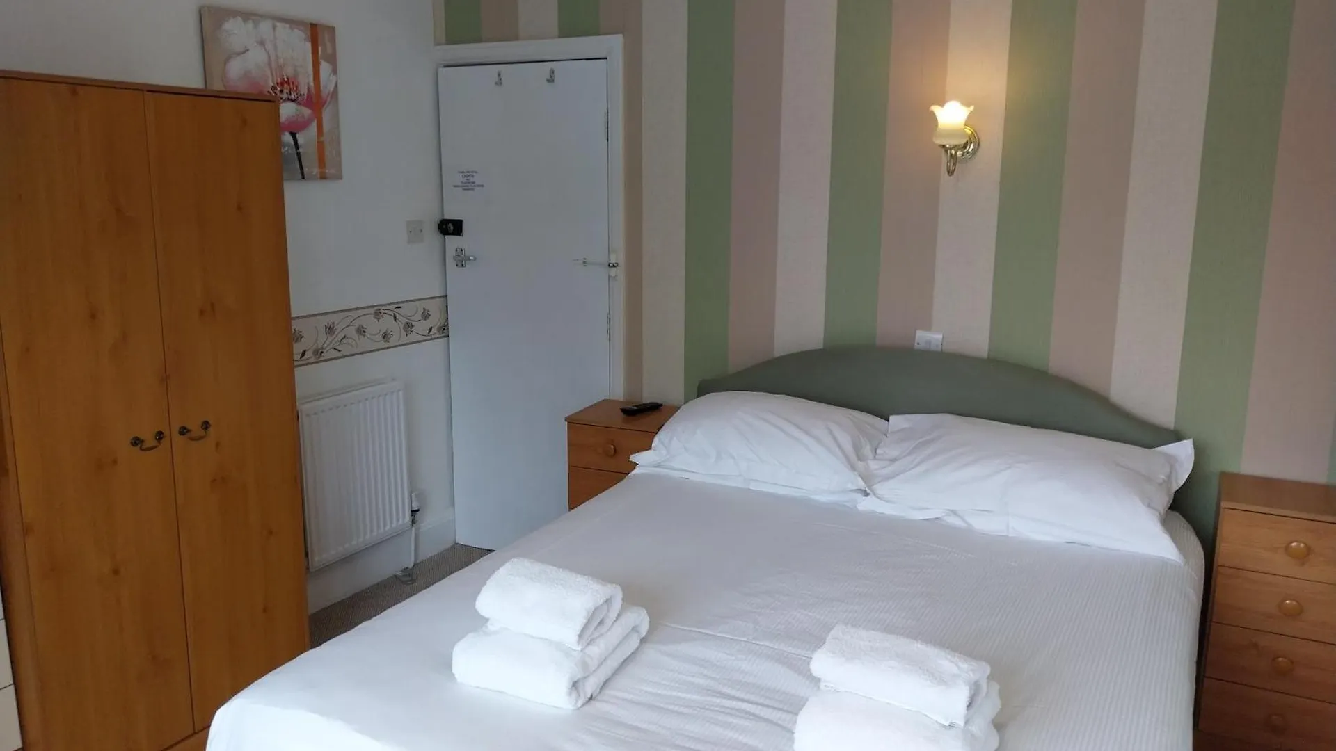 Columbus Rooms Scarborough